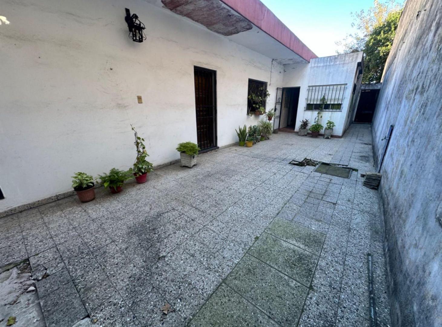 Foto de VENTA CASA 4 AMBIENTES V. SOLDATI IDEAL INVERSOR, imagen 2