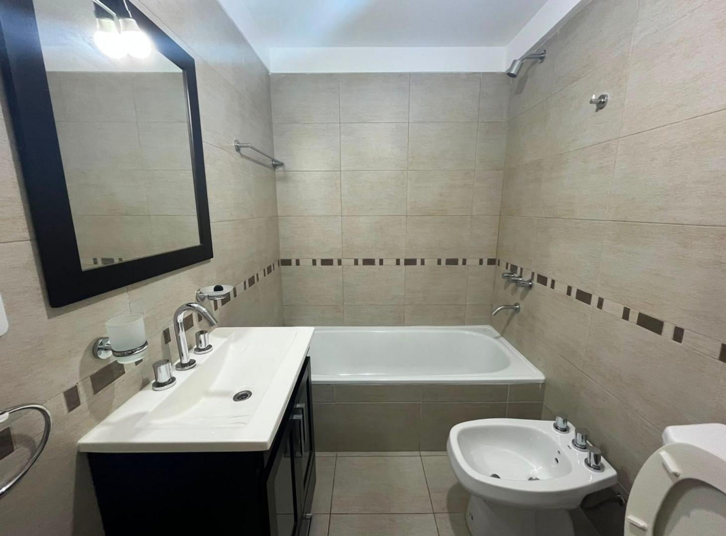 Foto de ALQUILER DEPARTAMENTO 2 AMB MORON BALCON, imagen 1