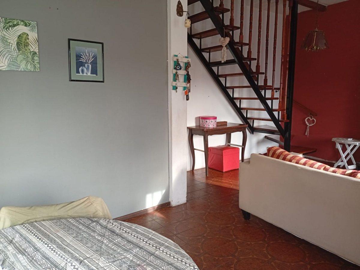 Foto de VENTA Casa 5 amb con PARQUE Y PILETA. PERMUTA, imagen 3