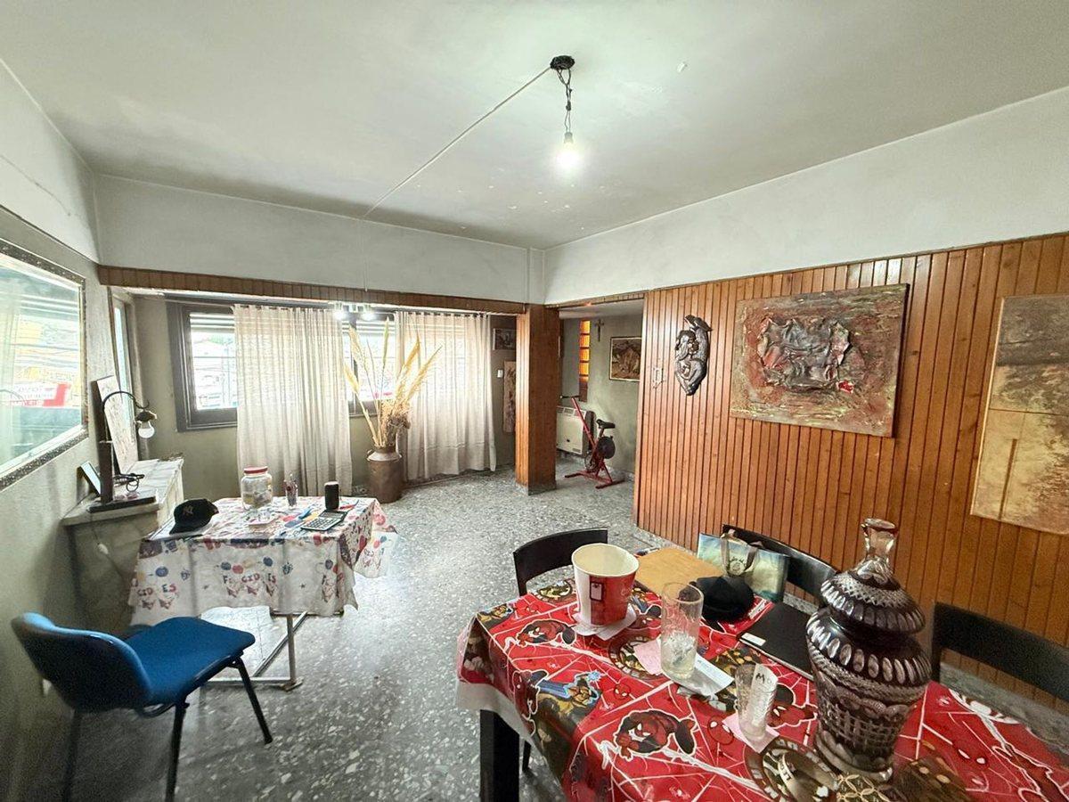 Foto de LOCAL + 2 DEPARTAMENTOS SOBRE AV. VERGARA, imagen 4
