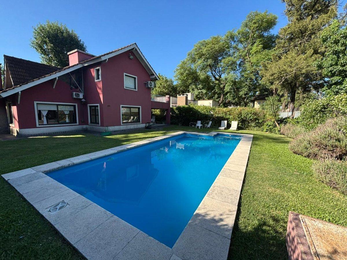 Foto de Venta Casa La Leonor B Cerrado Hurlingham CREDITO, imagen 1