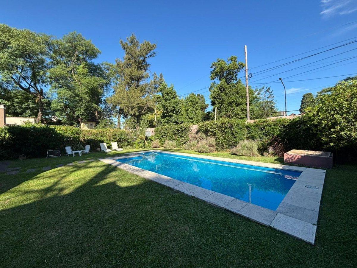 Foto de Venta Casa La Leonor B Cerrado Hurlingham CREDITO, imagen 2