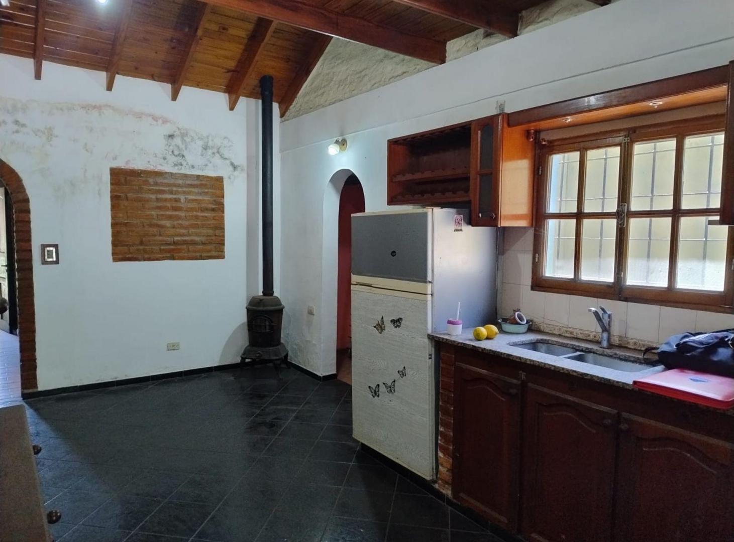 Foto de CASA EN VENTA 5 AMBIENTES VILLA LUZURIAGA, imagen 1