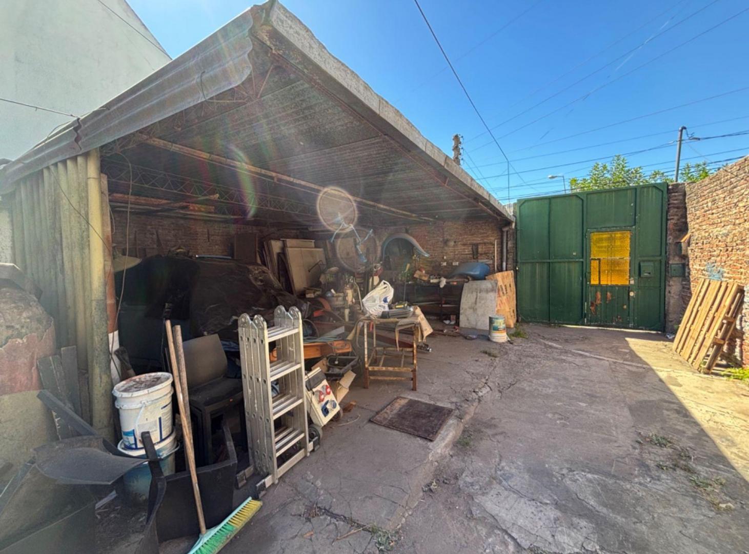Foto de VENTA CASA DEPOSITO 4 AMB HAEDO LOTE INVERSIÓN, imagen 1