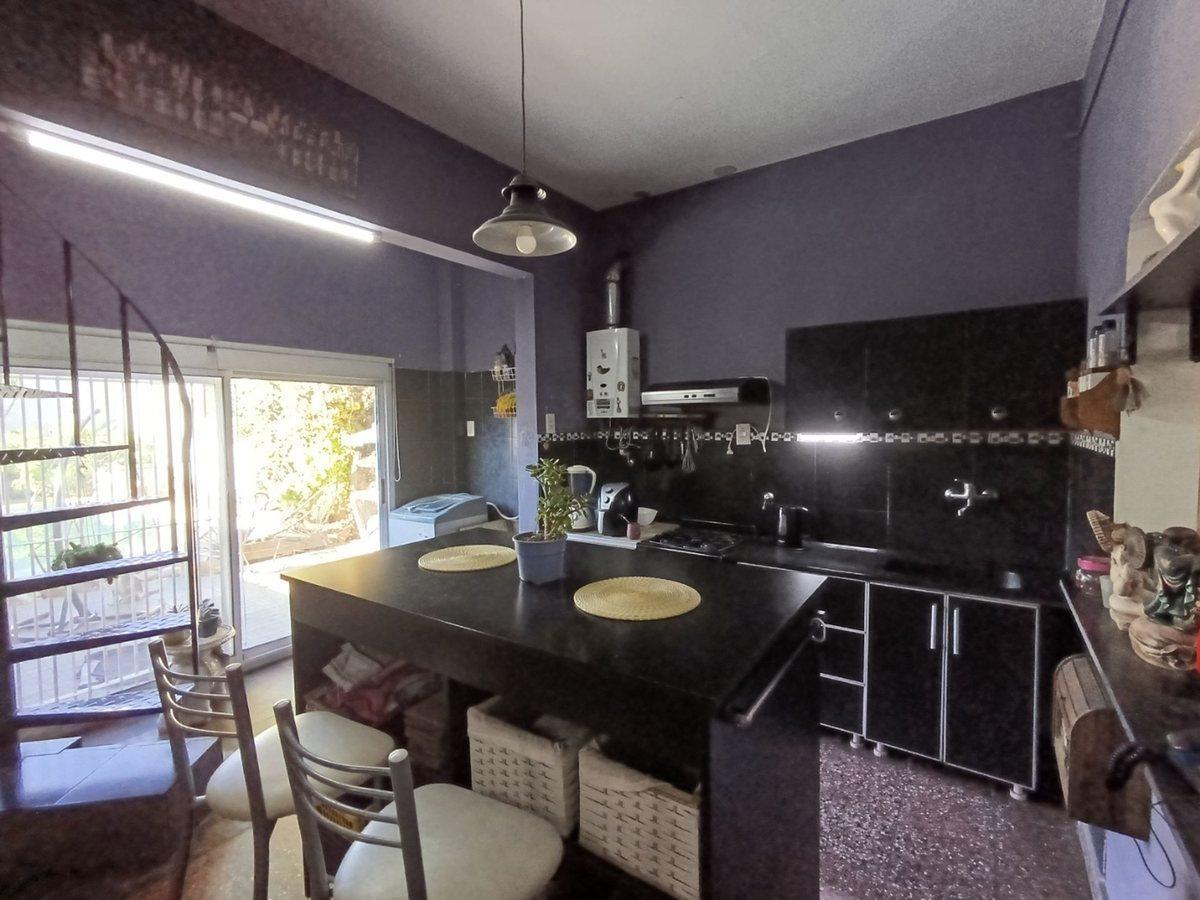 Foto de VENTA CASA MULTIFAMILIAR PISCINA V. BALLESTER, imagen 5