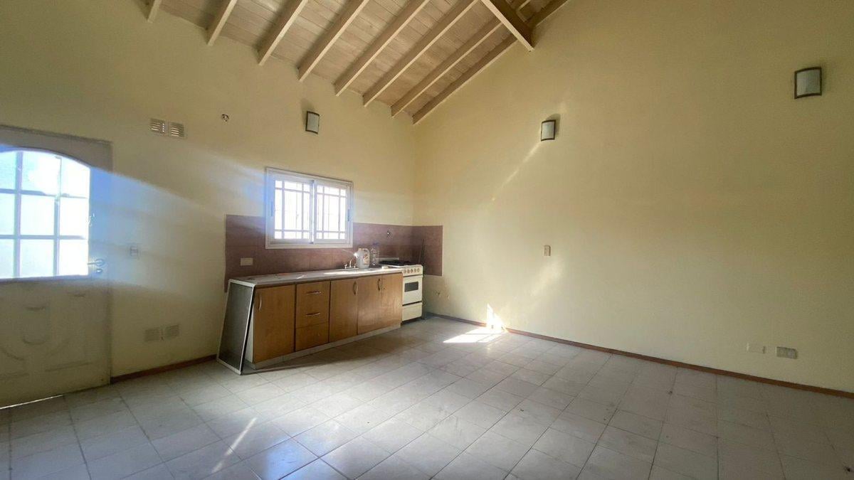 Foto de DEPARTAMENTO VENTA PATIO 2 AMB MORON APTO CREDITO, imagen 3