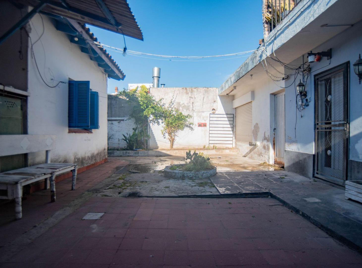 Foto de VENTA CASA HURLINGHAM OPORTUNIDAD A REFACCIONAR, imagen 5