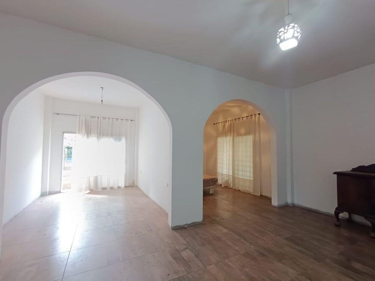 Foto de VENTA DE QUINTA - 3 amb- paso del rey, imagen 2