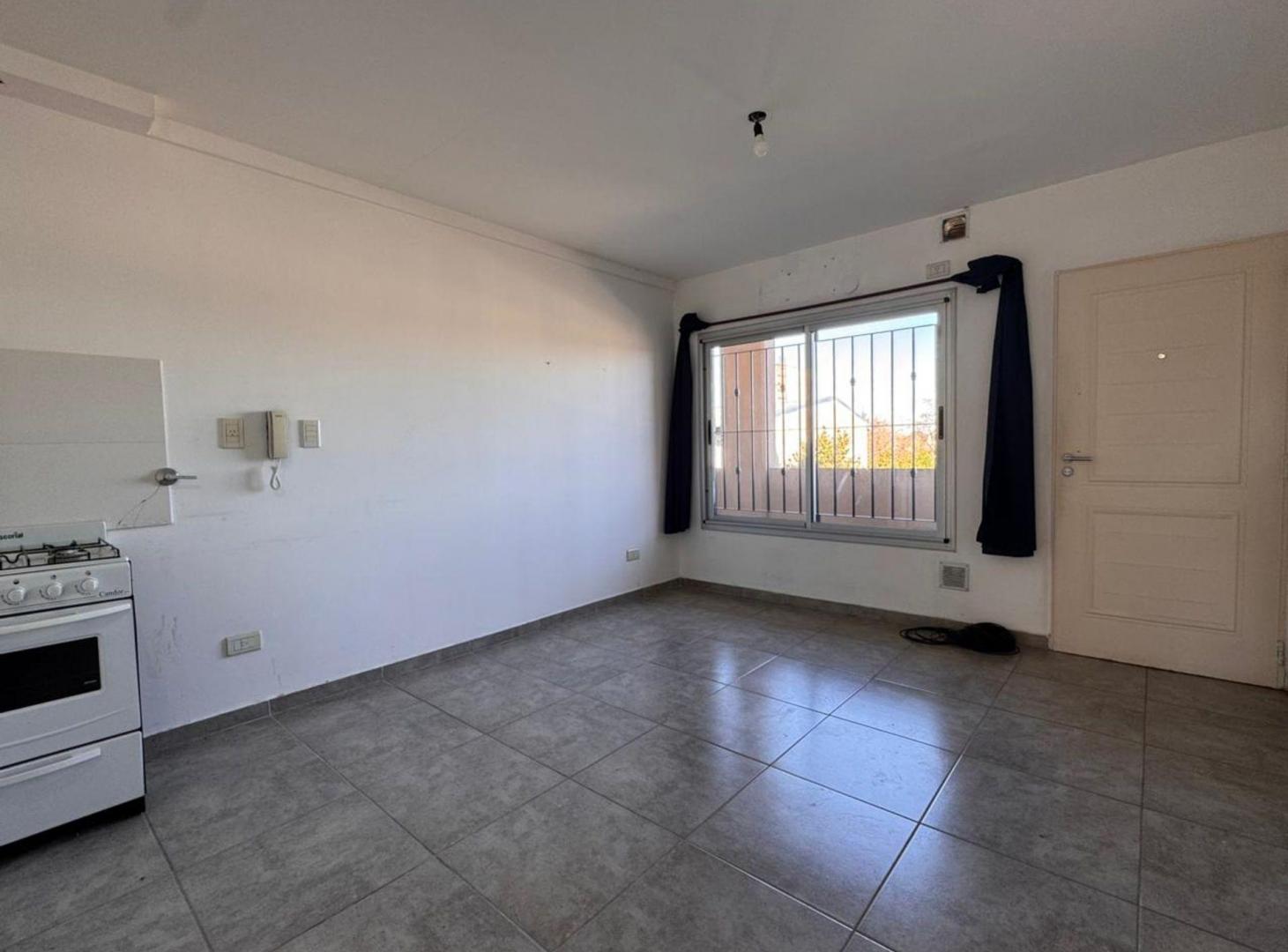Foto de Venta departamento 2 amb. Hurlingham., imagen 1