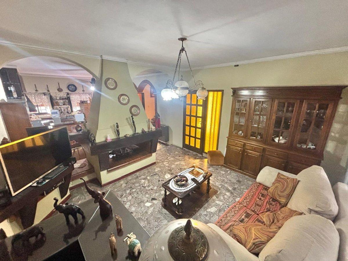 Foto de CASA EN VENTA - HURLINGHAM - PARQUE JOHNSTON, imagen 4