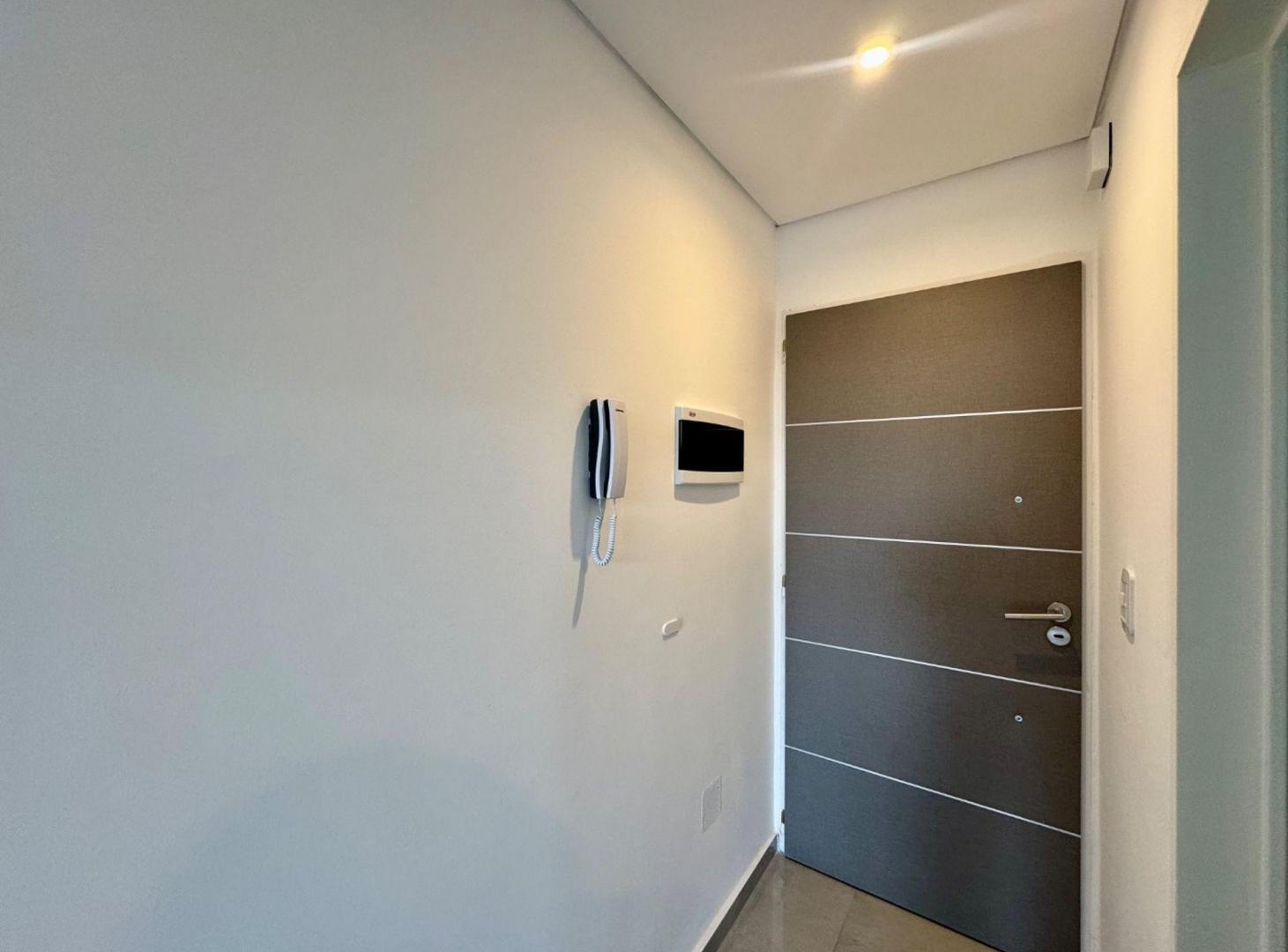Foto de VENTA DEPARTAMENTO HURLINGHAM A ESTRENAR MONOAMB, imagen 5