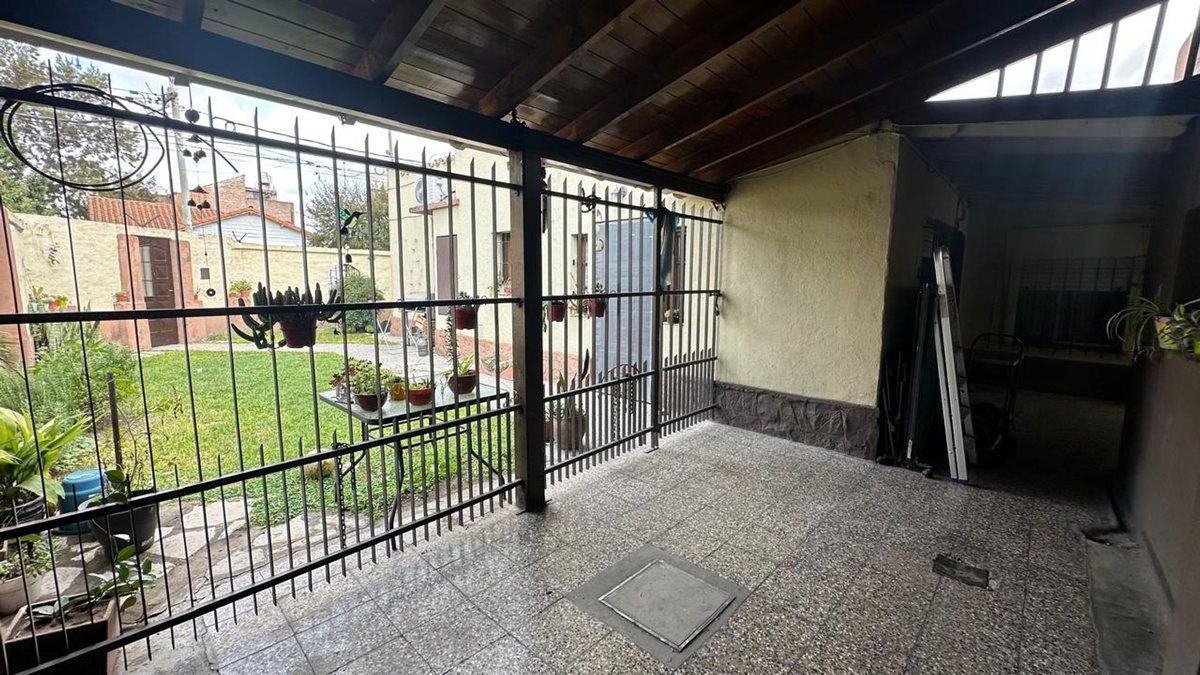 Foto de Venta casa 4amb Hurlingham, imagen 5