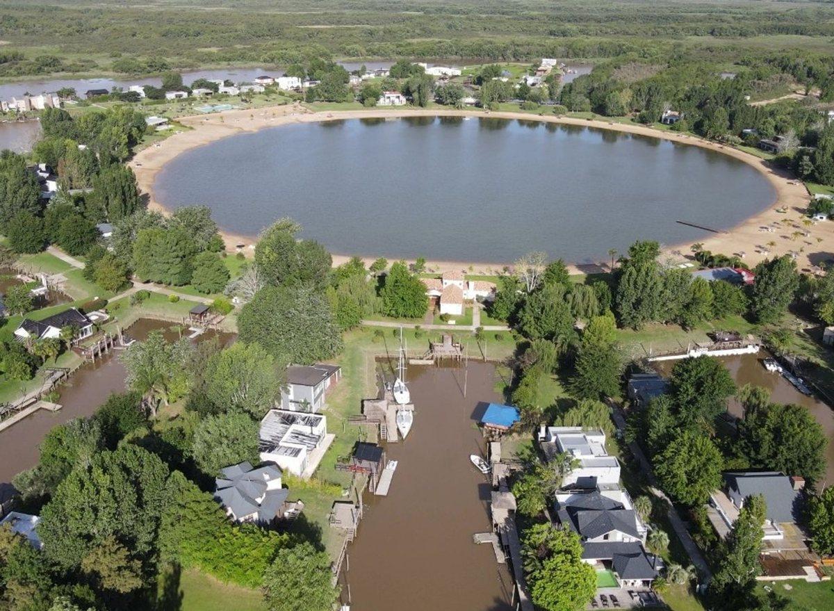 Foto de LOTE EN VENTA EN CLUB NAUTICO ISLA DEL ESTE TIGRE, imagen 3