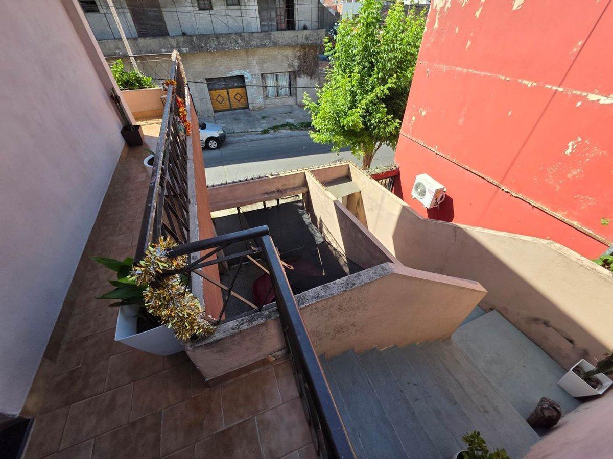 Foto de EN VENTA DEPARTAMENTO 3 AMB + TERRAZA DE 72 MTS, imagen 3