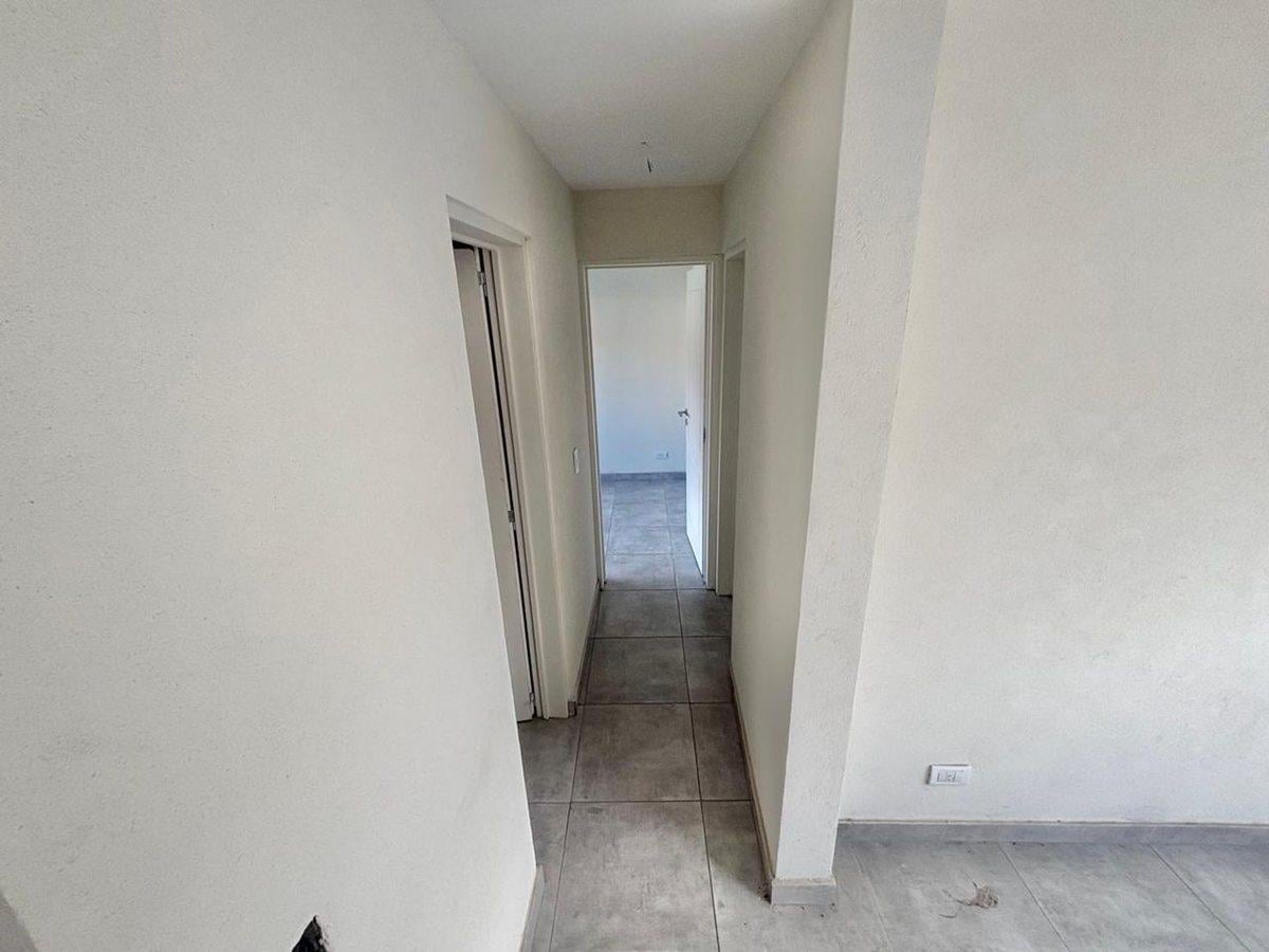 Foto de VENTA DEPARTAMENTOS 3 AMBIENTES - HURLINGHAM, imagen 4