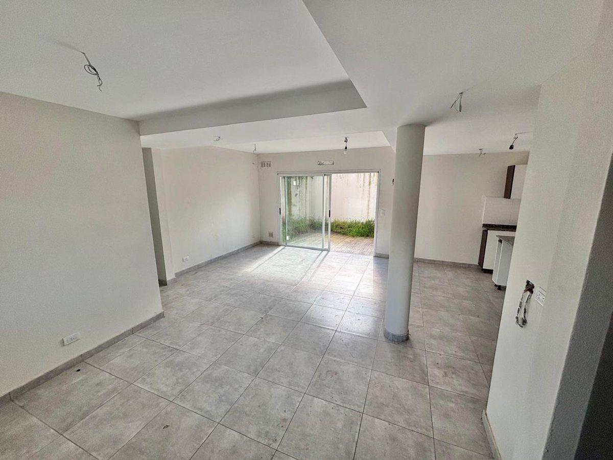 Foto de VENTA DEPARTAMENTOS 3 AMBIENTES - HURLINGHAM, imagen 5