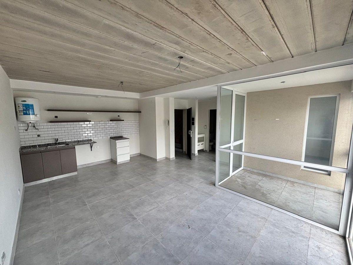 Foto de DEPARTAMENTO 2 AMBIENTES EN VENTA - HURLINGHAM, imagen 2