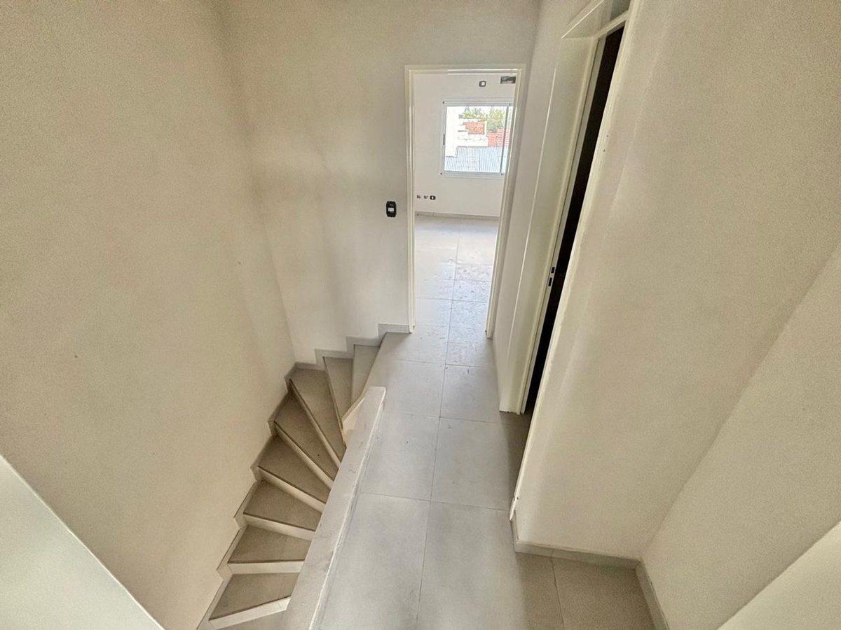 Foto de DUPLEX EN VENTA - HURLINGHAM, imagen 4
