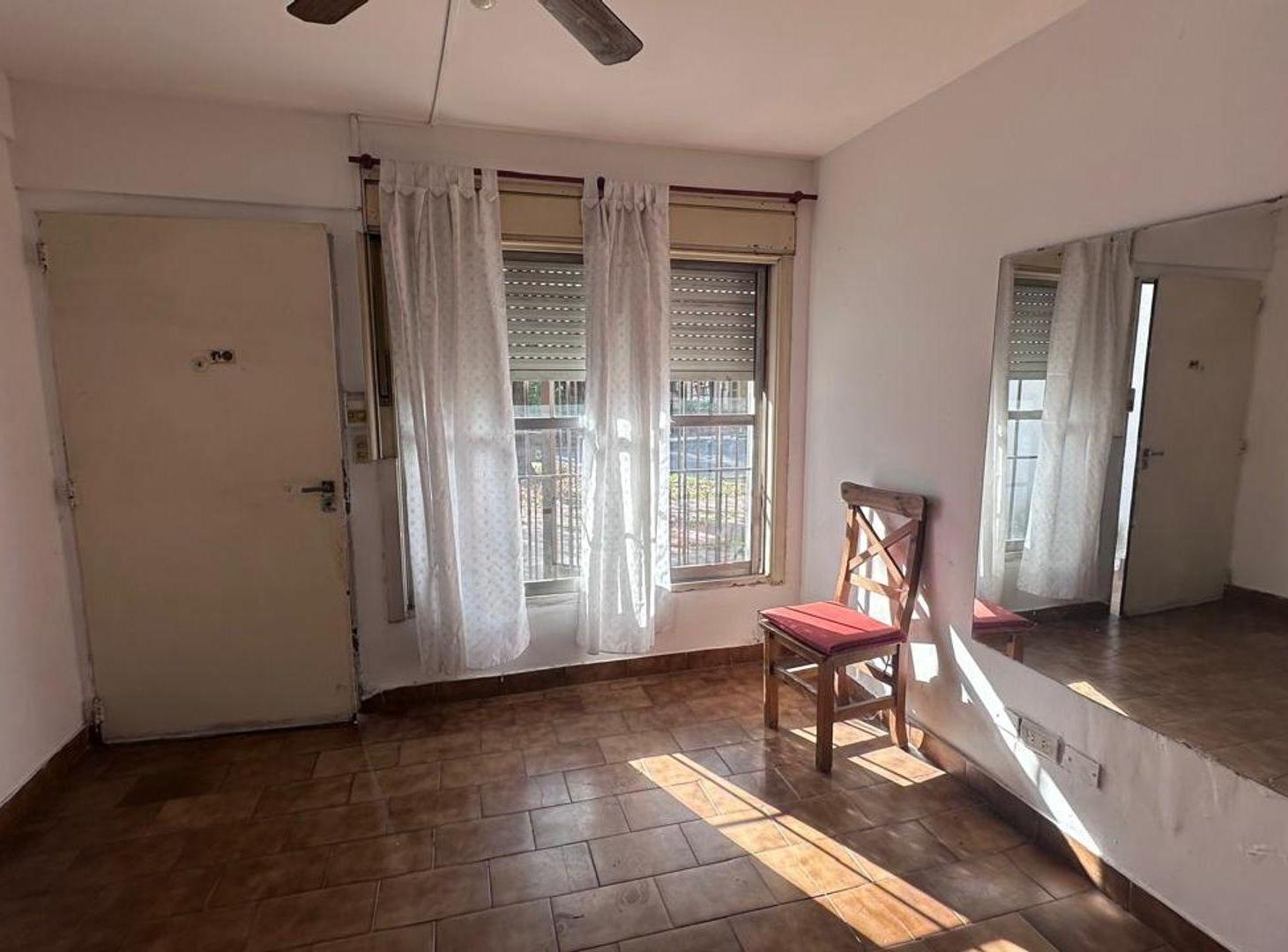 Foto de Venta PH 2amb Hurlingham apto credito, imagen 4