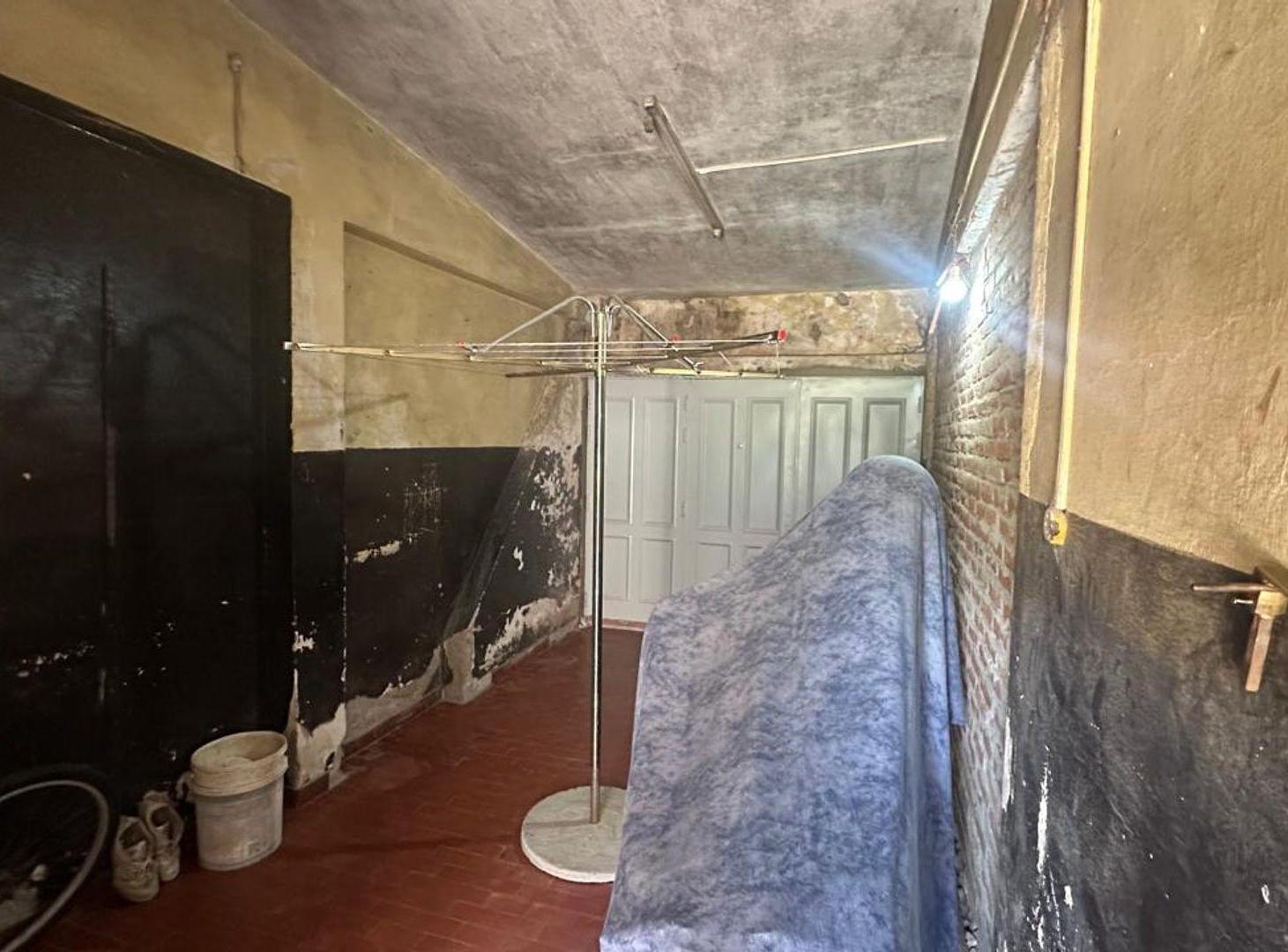 Foto de CASA 6 AMBIENTES EN WILLIAM MORRIS, imagen 3