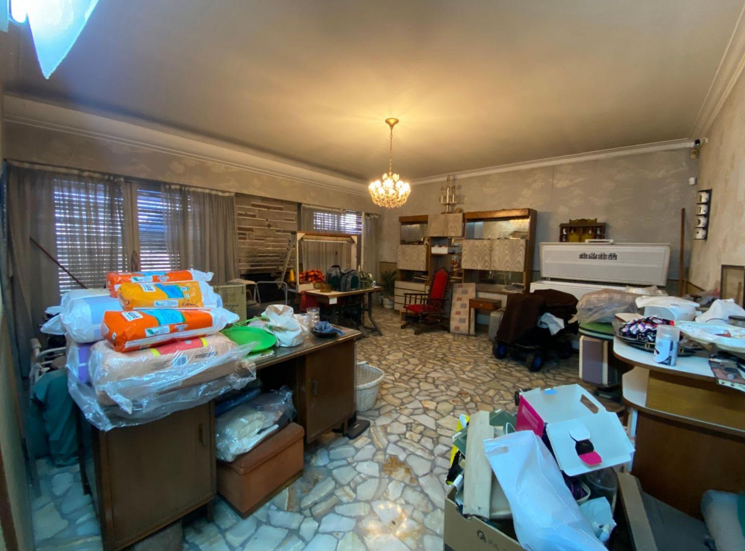 Foto de VENTA CASA 4 AMB - W. MORRIS (A REFACCIONAR), imagen 5