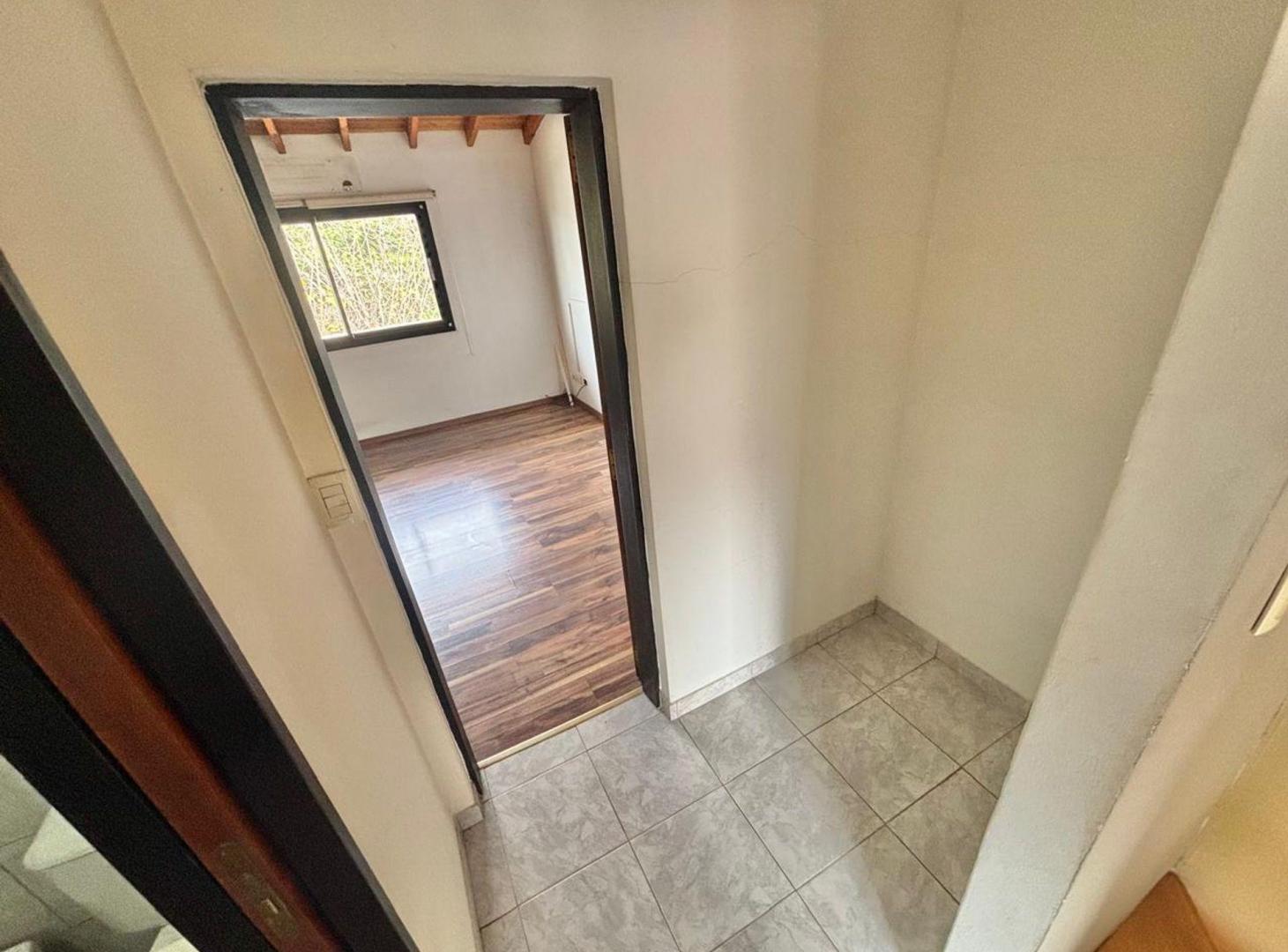 Foto de VENTA DUPLEX HURLINGHAM, imagen 1