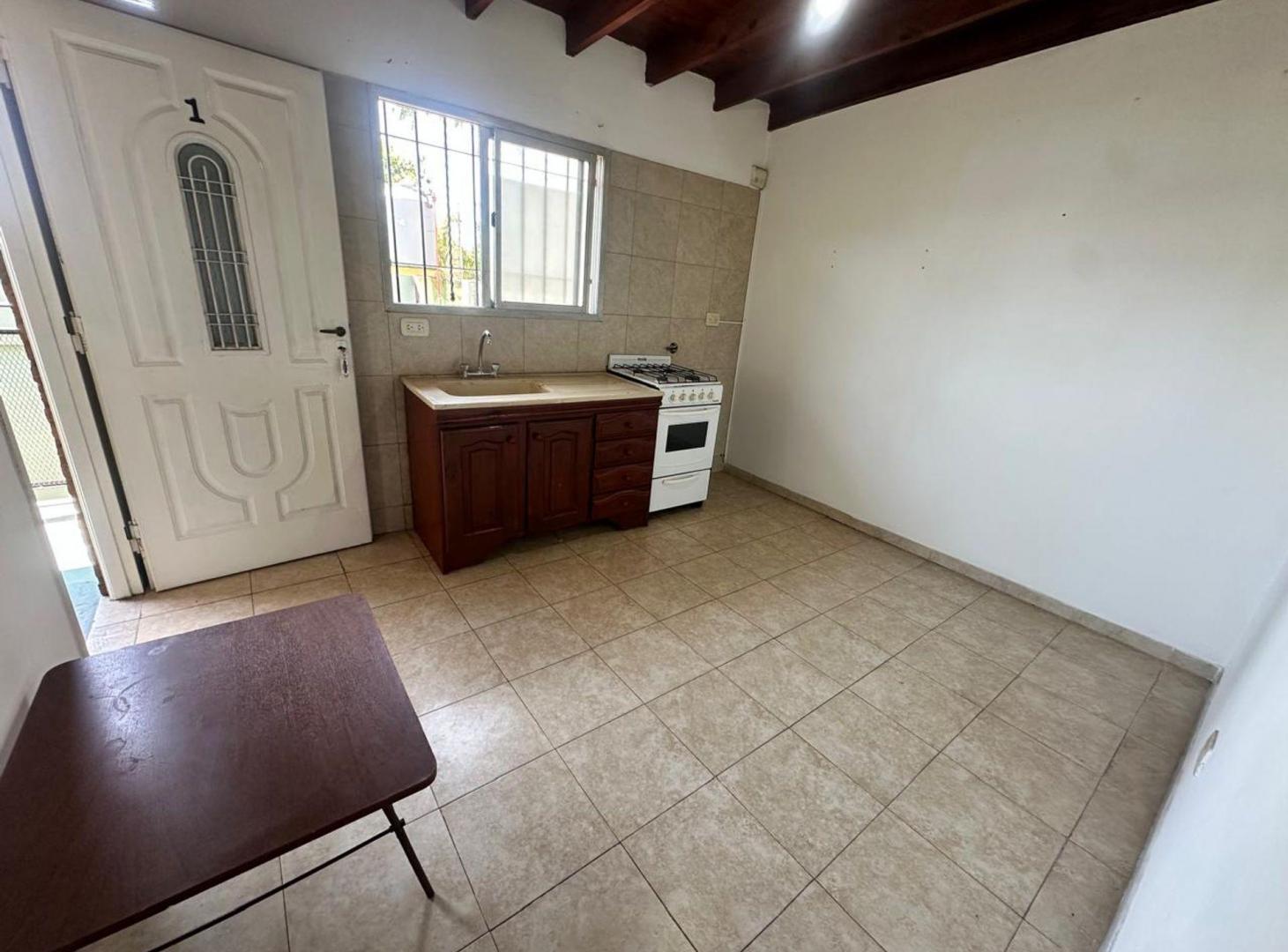 Foto de ALQUILER DEPARTAMENTO 2 AMBIENTES EN HURLINGHAM, imagen 3