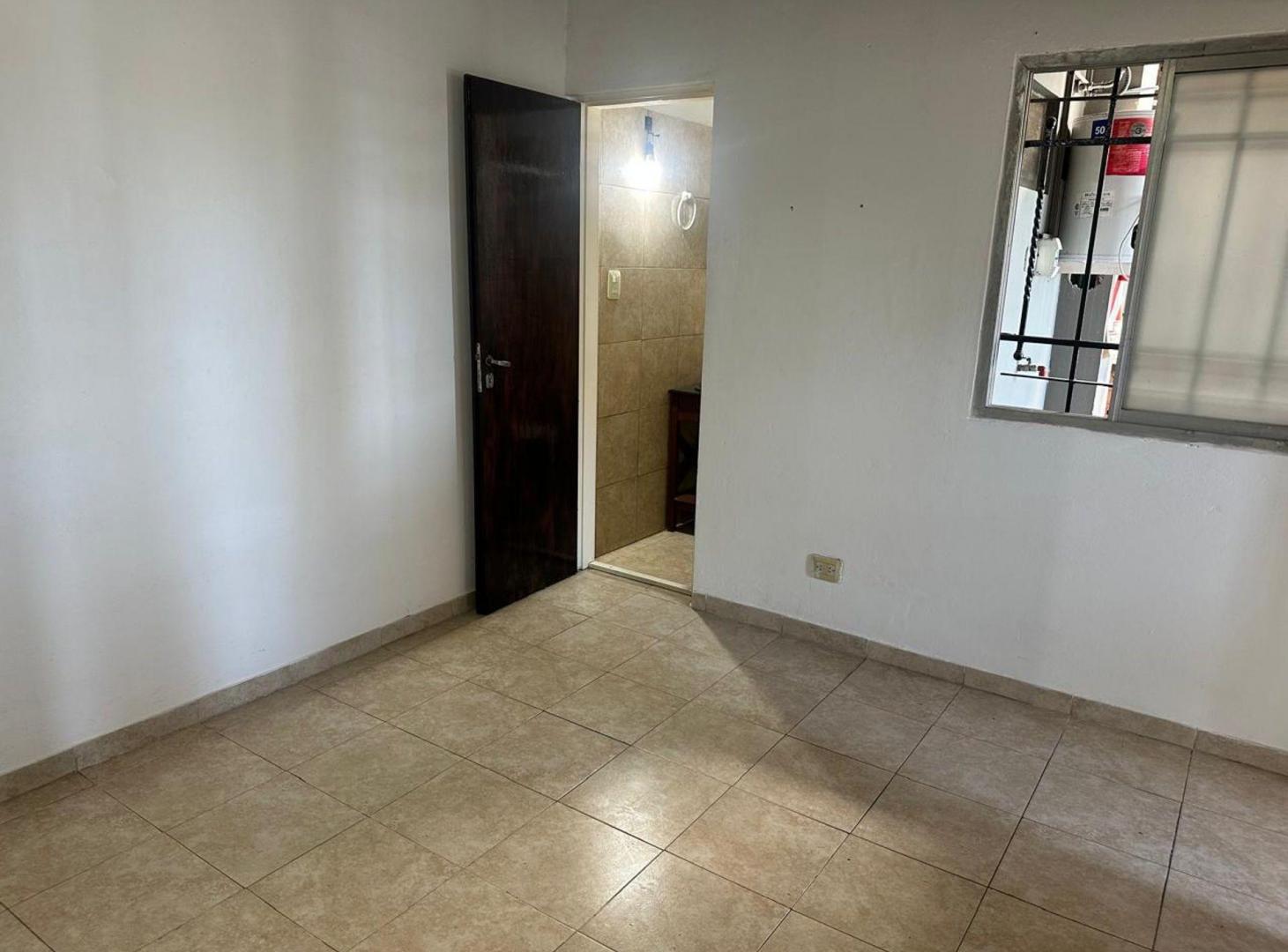 Foto de ALQUILER DEPARTAMENTO 2 AMBIENTES EN HURLINGHAM, imagen 1