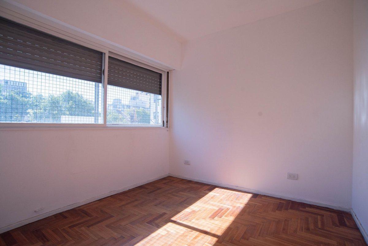 Foto de VENTA DEPARTAMENTO 4 AMB RAMOS MEJIA COCHERA, imagen 4