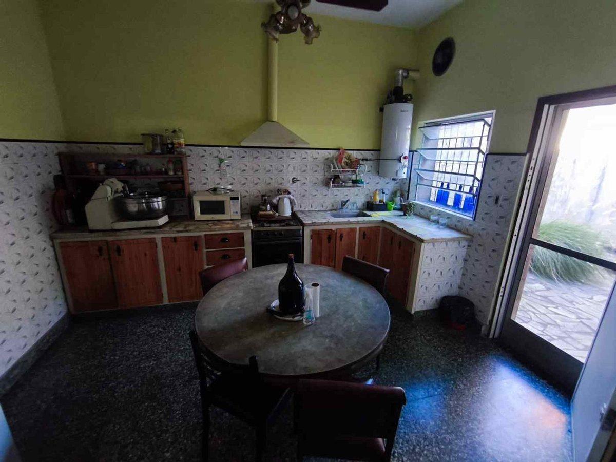 Foto de Venga Casa PH Lote 427M2 Tesei 3 AMB Amplio Jardín, imagen 5