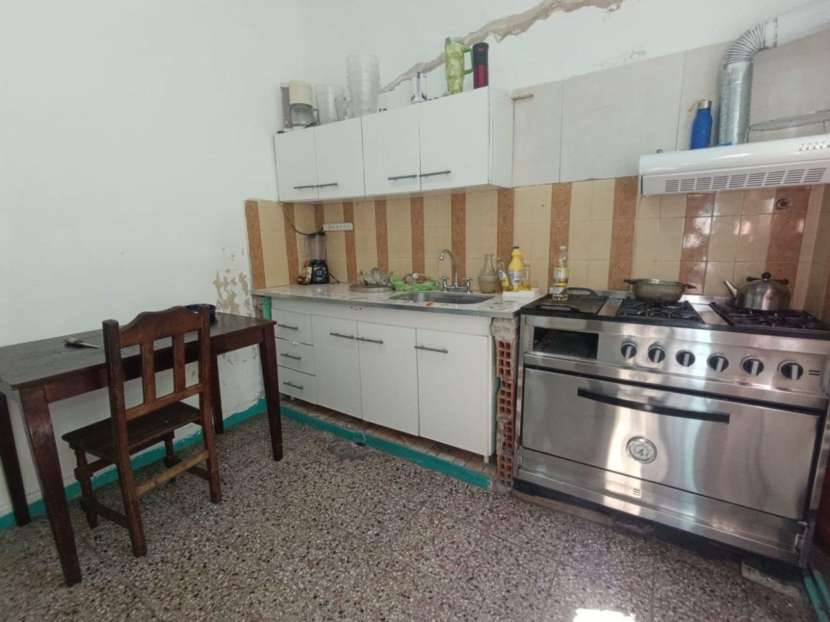 Foto de VENTA CASA - PH MULTIFAMILIAR 6 AMB LA TABLADA, imagen 5