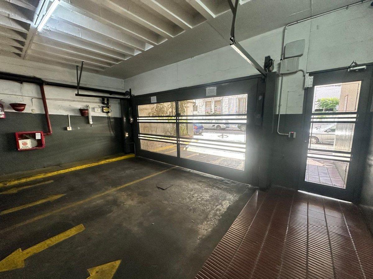 Foto de VENTA DE COCHERA EN ALMAGRO IDEAL INVERSOR, imagen 3