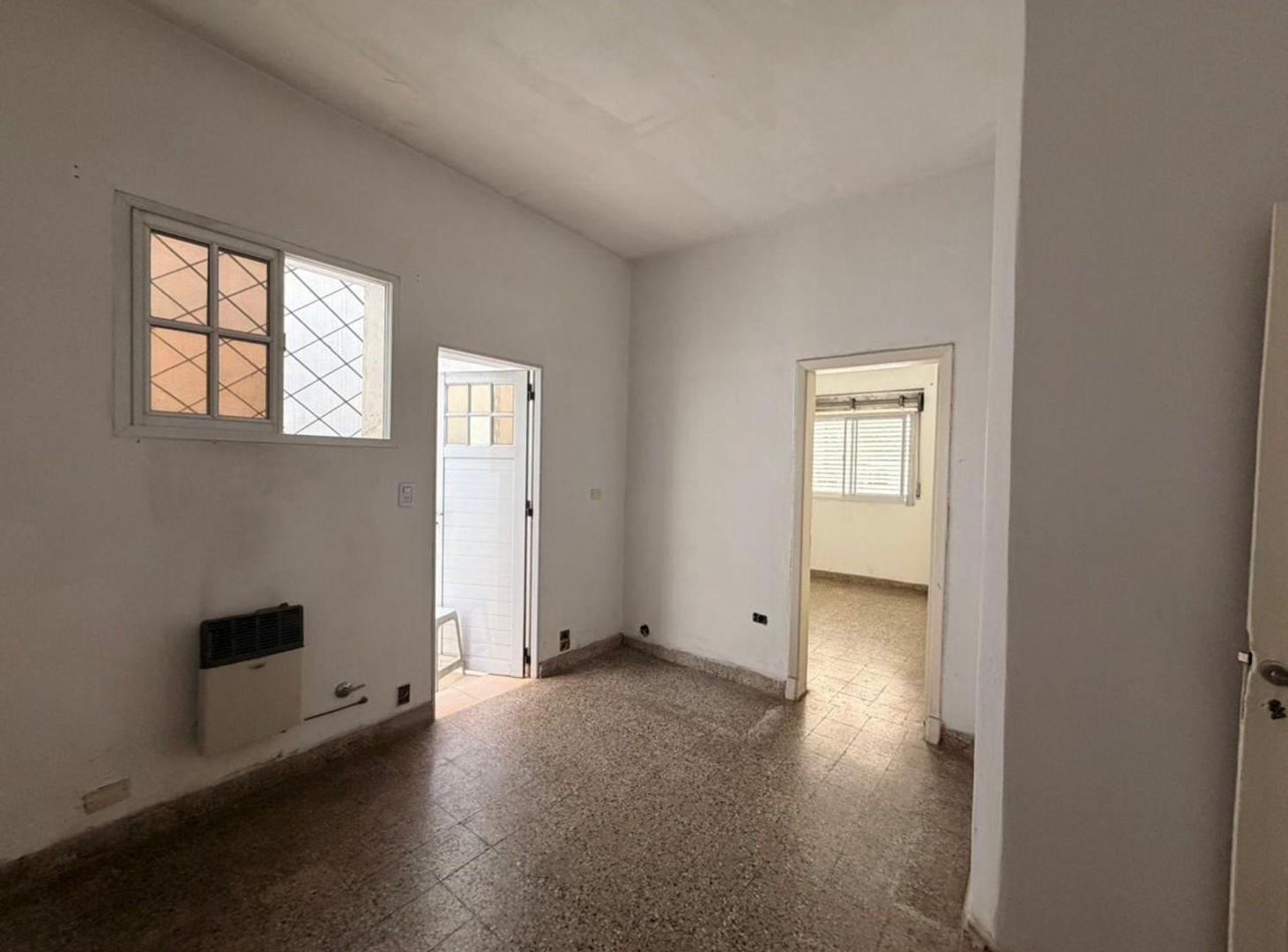 Foto de VENTA CASA 5 AMBIENTES CON LOCAL LOMAS DE ZAMORA, imagen 4