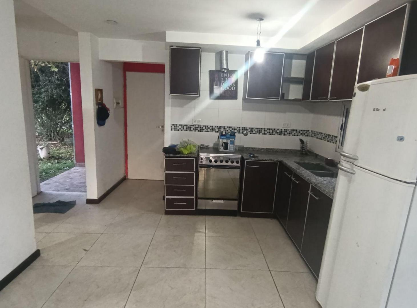 Foto de VENTA CASA 3 AMB CON PARQUE EN LA REJA, imagen 1