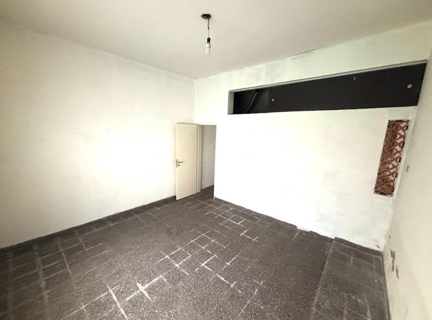 Foto de VENTA CASA - DEPOSITO - GALPON Y LOCAL, imagen 2