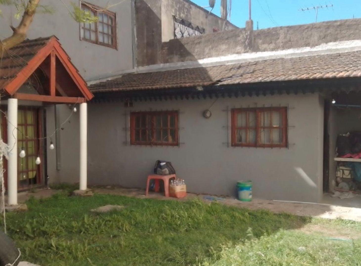 Foto de CASA 4 AMB CON COCHERA, imagen 2
