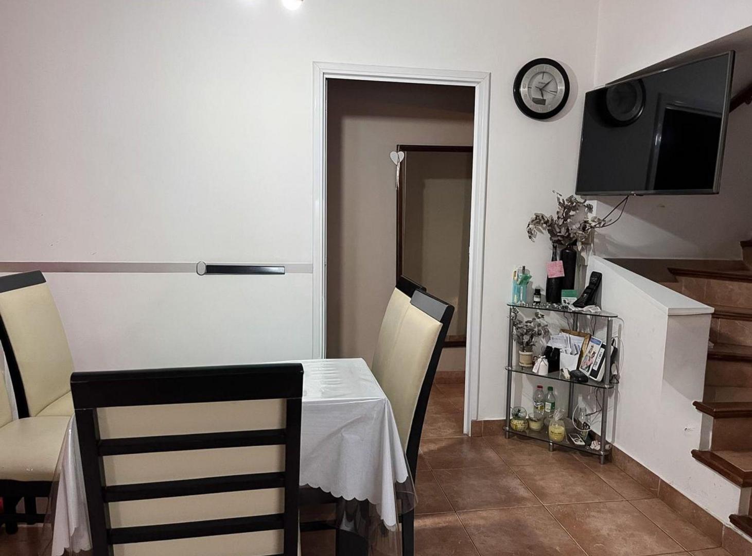 Foto de CASA EN VENTA PALOMAR APTO CREDITO 4 AMBIENTES, imagen 3