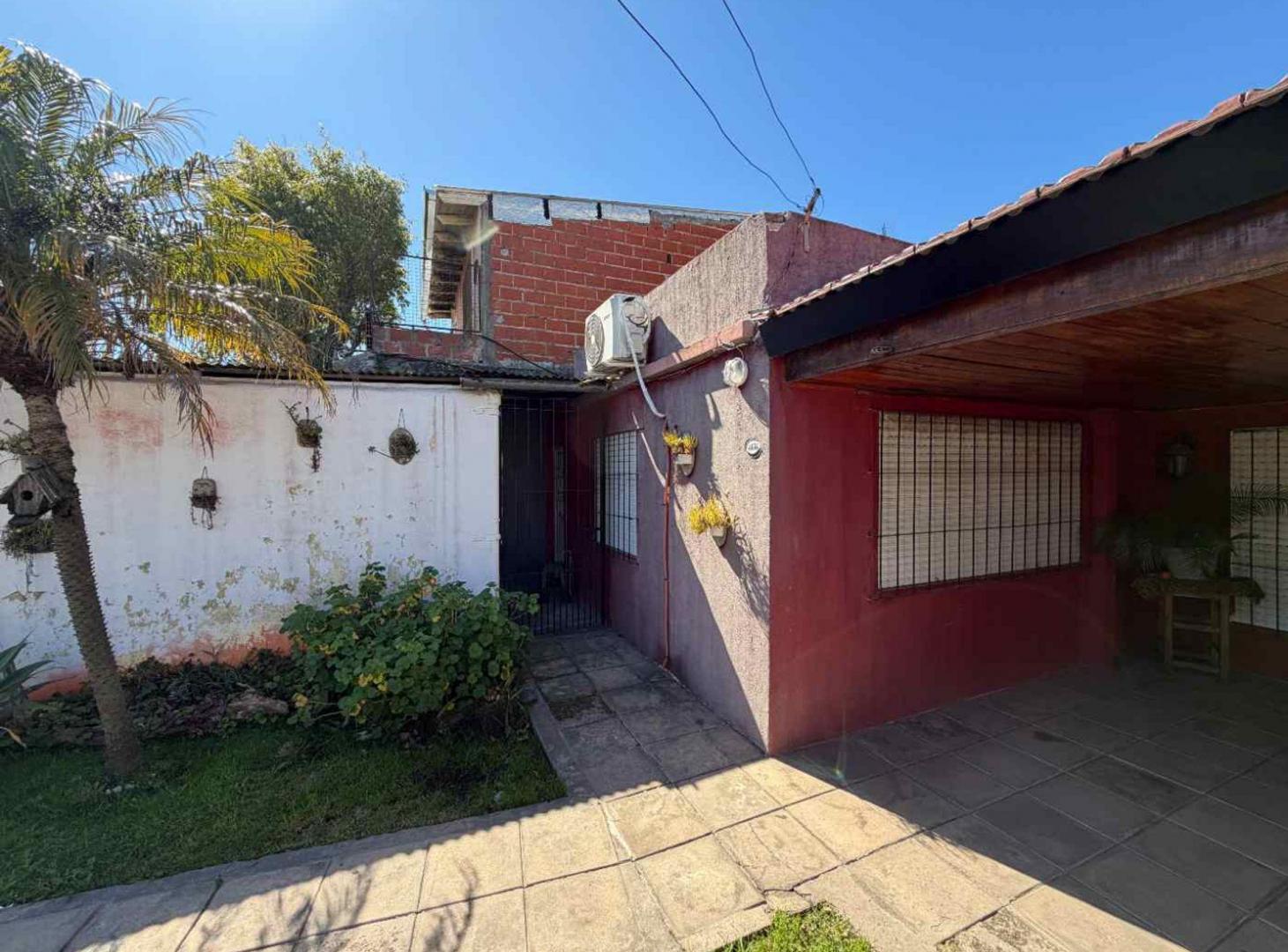 Foto de venta casa 3 amb moron sur, imagen 4