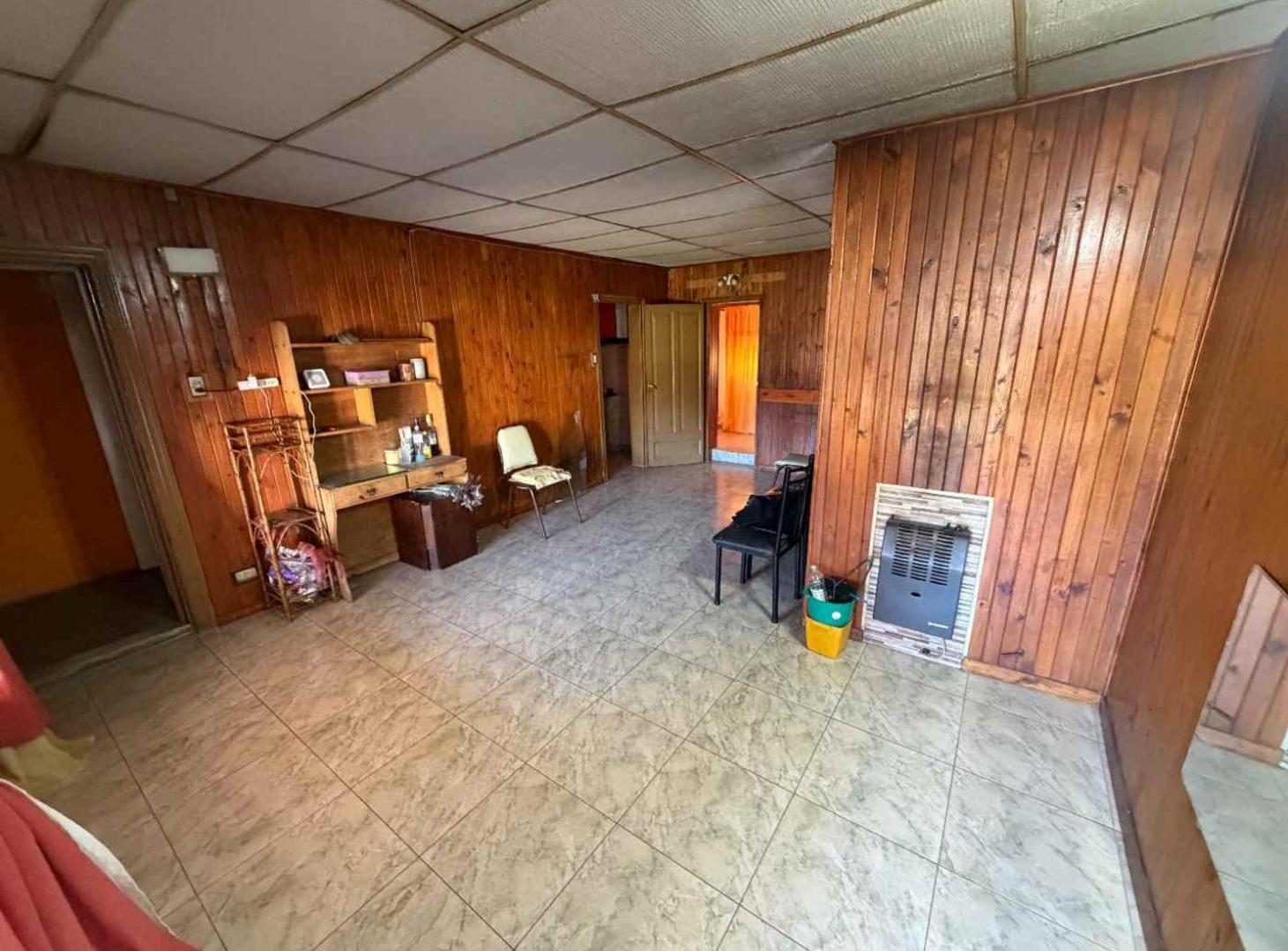 Foto de venta casa 3 amb moron sur, imagen 2