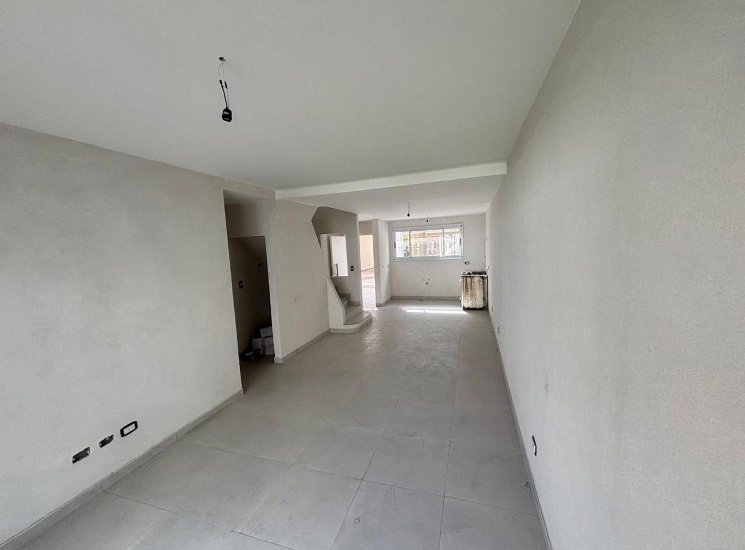 Foto de DUPLEX A ESTRENAR - ZONA HURLINGHAM -, imagen 4