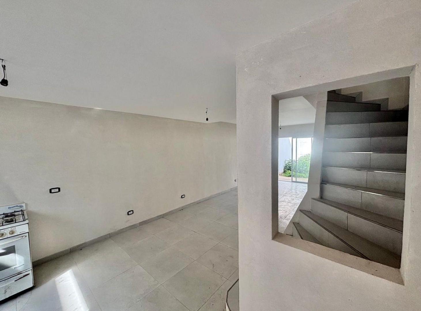 Foto de DUPLEX A ESTRENAR - ZONA HURLINGHAM -, imagen 1