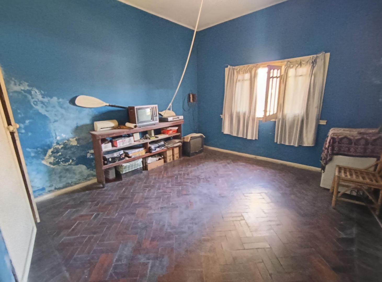 Foto de Casa 3 amb a reciclar con depto 2 amb - Caseros, imagen 5