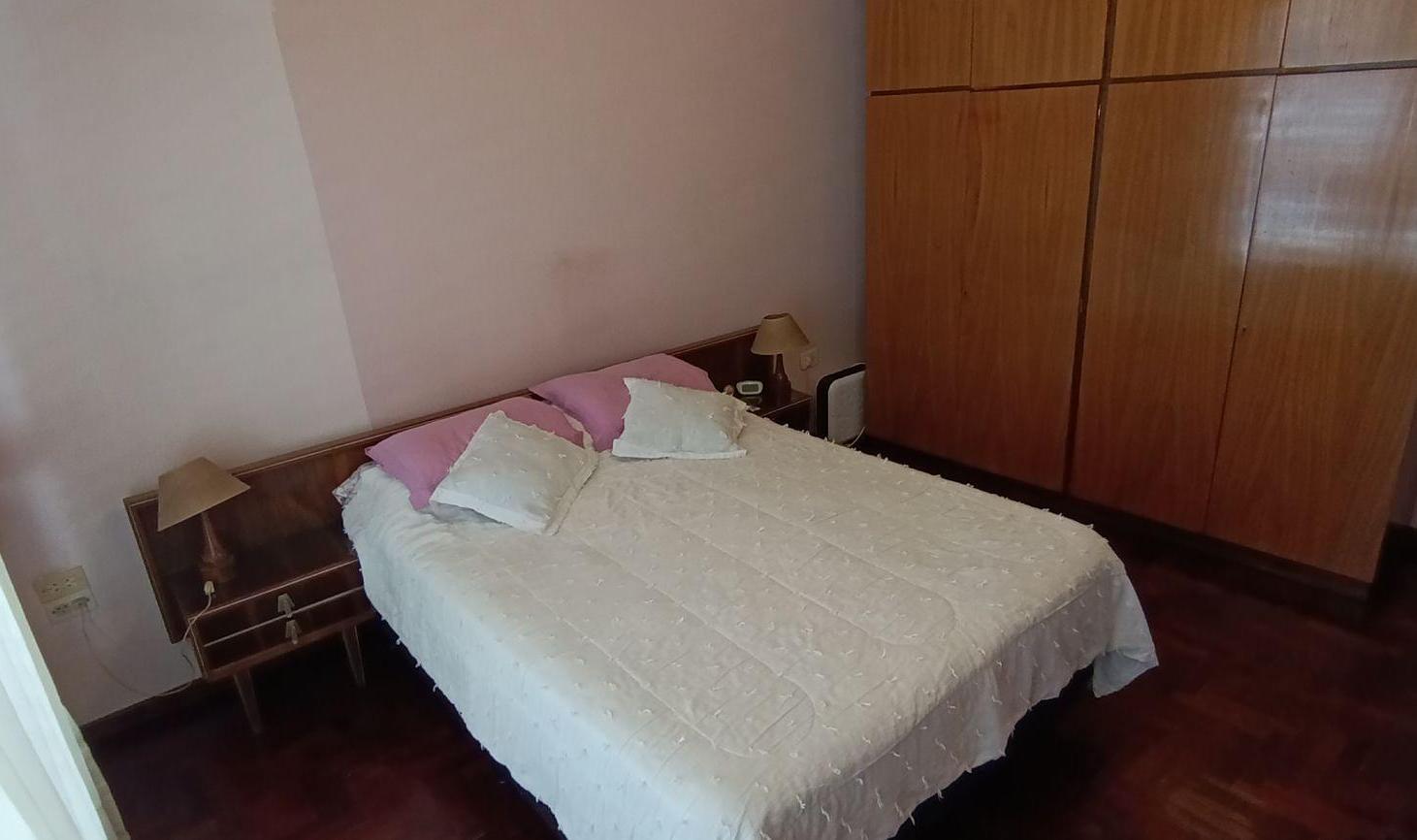 Foto de VENTA CASA 4 AMB CON PILETA EN LOTE PROPIO, imagen 4
