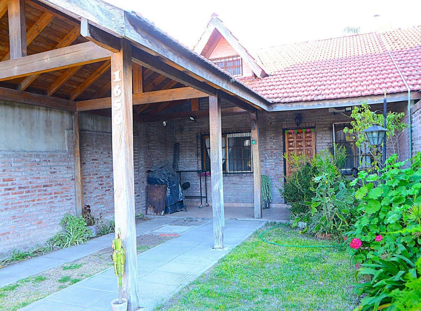 Foto de CASA PH PARQUE PILETA PLAYROOM ITUZAINGO NORTE, imagen 3