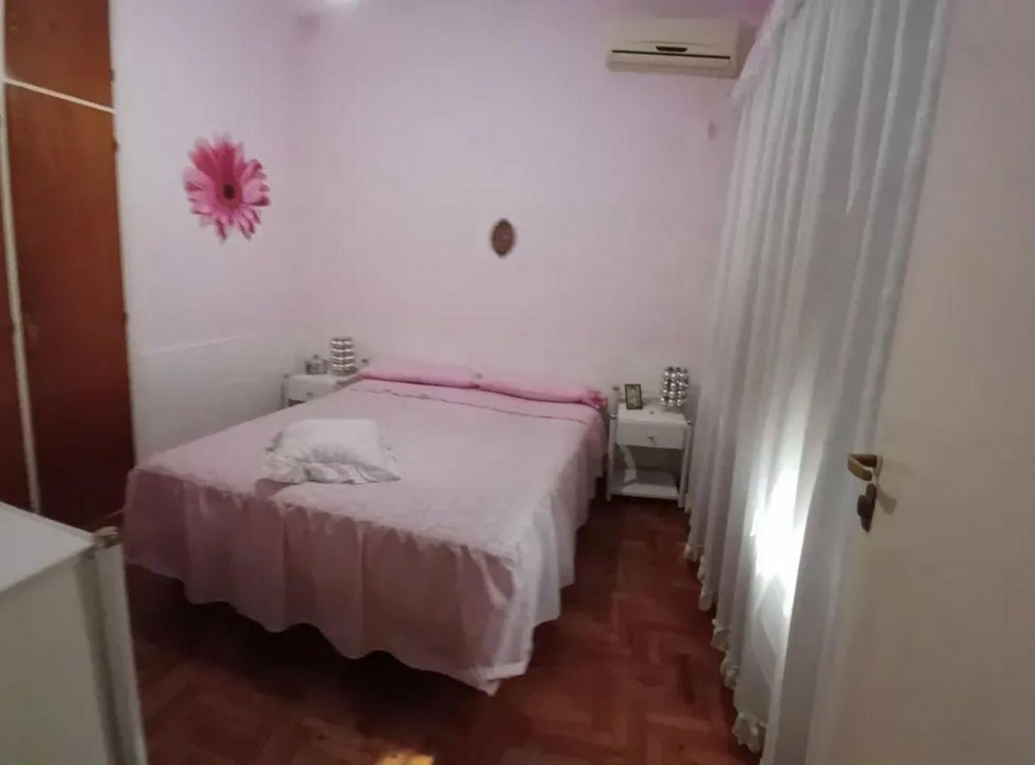 Foto de OPORTUNIDAD! VENTA CASA+ LOCAL+ HOTEL FAMILIAR, imagen 2