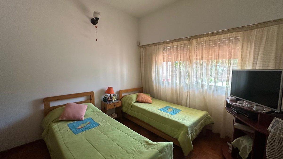 Foto de Venta casa 3amb Villa Tesei, imagen 3