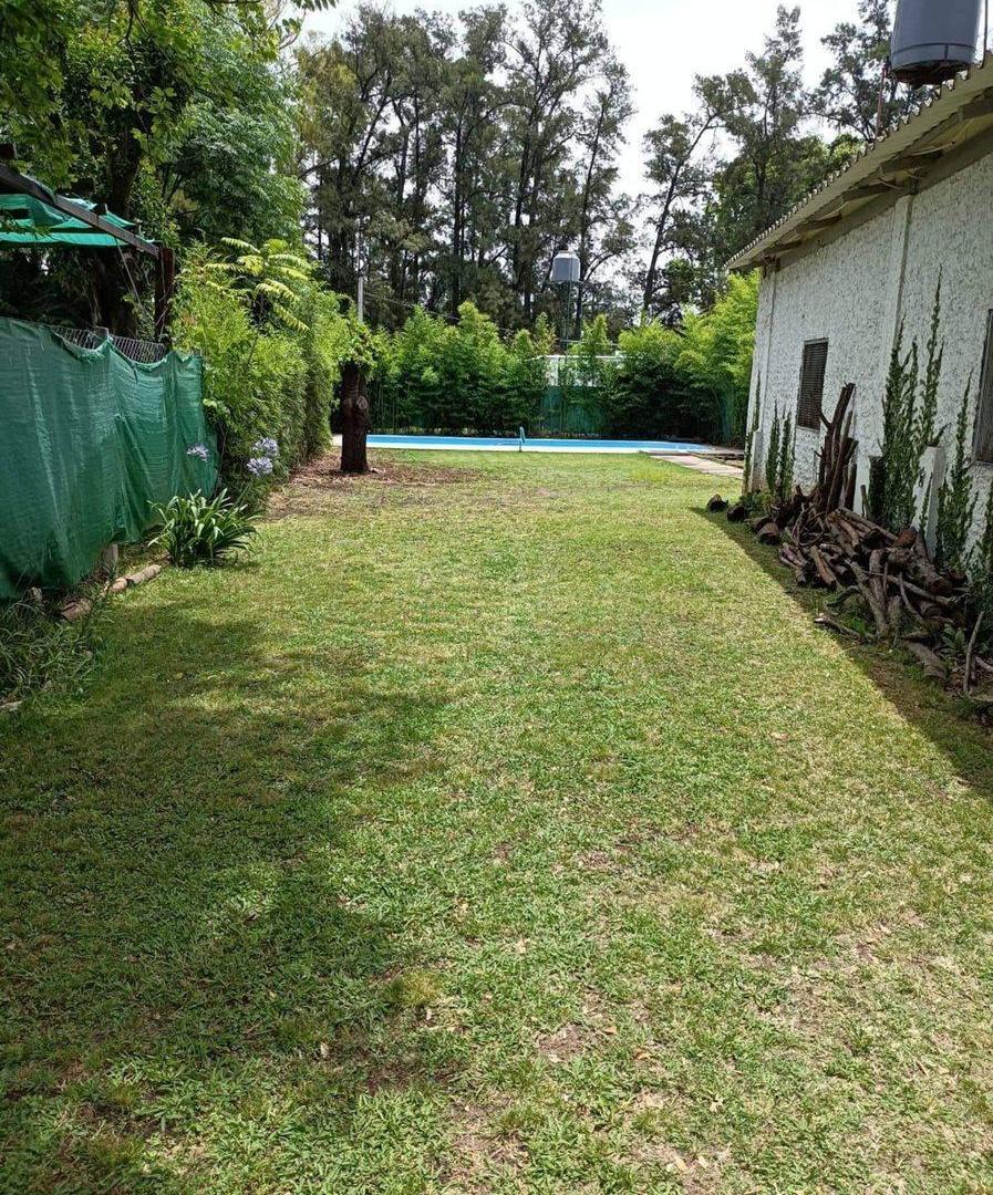 Foto de VENTA quinta 2amb pileta parque moreno permuta, imagen 5