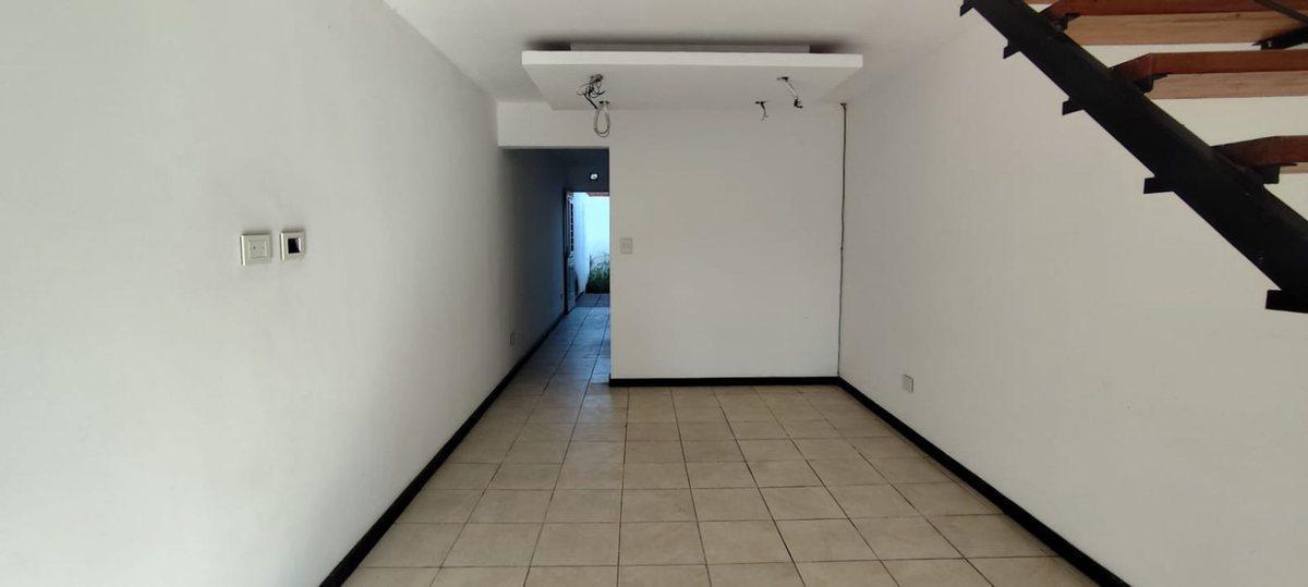 Foto de VENTA DÚPLEX / DEPARTAMENTO 3 AMB - HURLINGHAM, imagen 4
