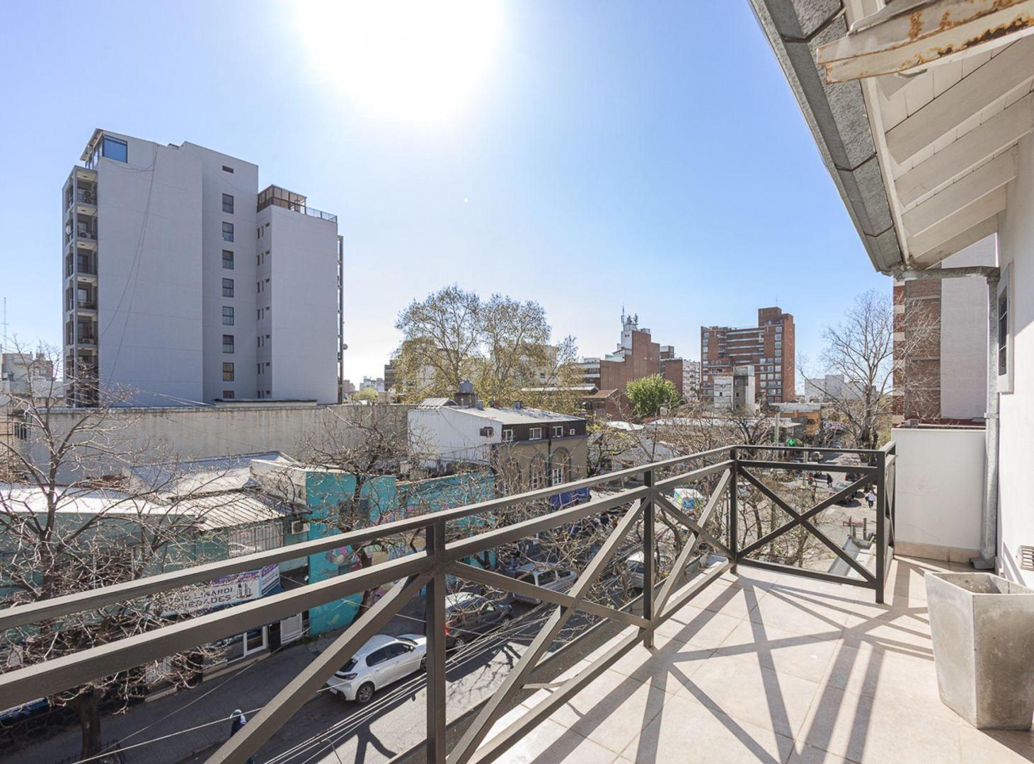Foto de VENTA DEPTO BALCON FRENTE TERRAZA PRIVADA MORON, imagen 1