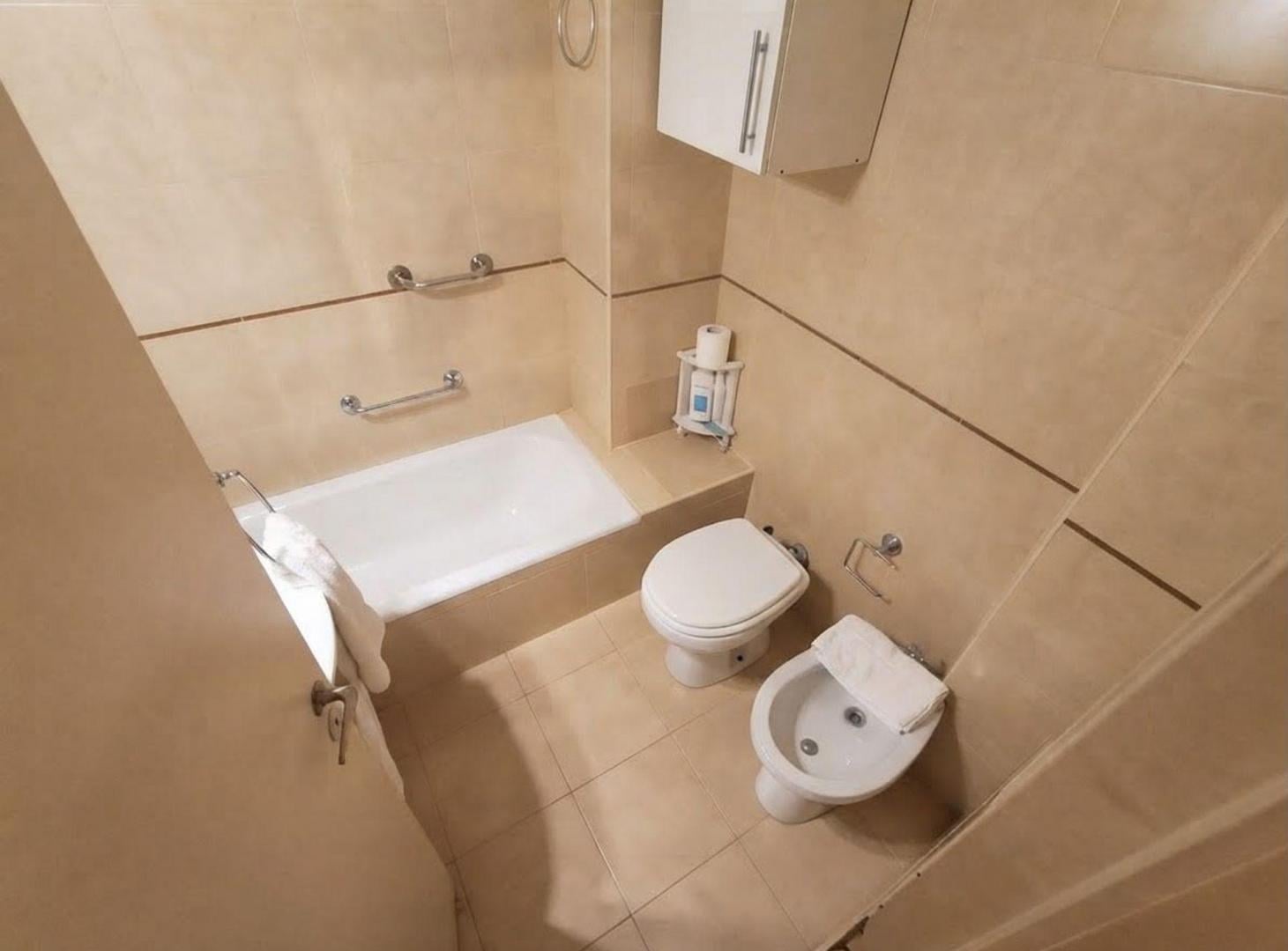 Foto de VENTA MONOAMBIENTE CON BALCON APTO PROFESIONAL, imagen 5